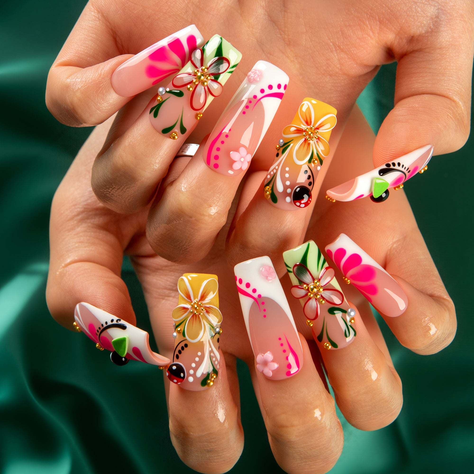 Wildflower Handmade Nails H828