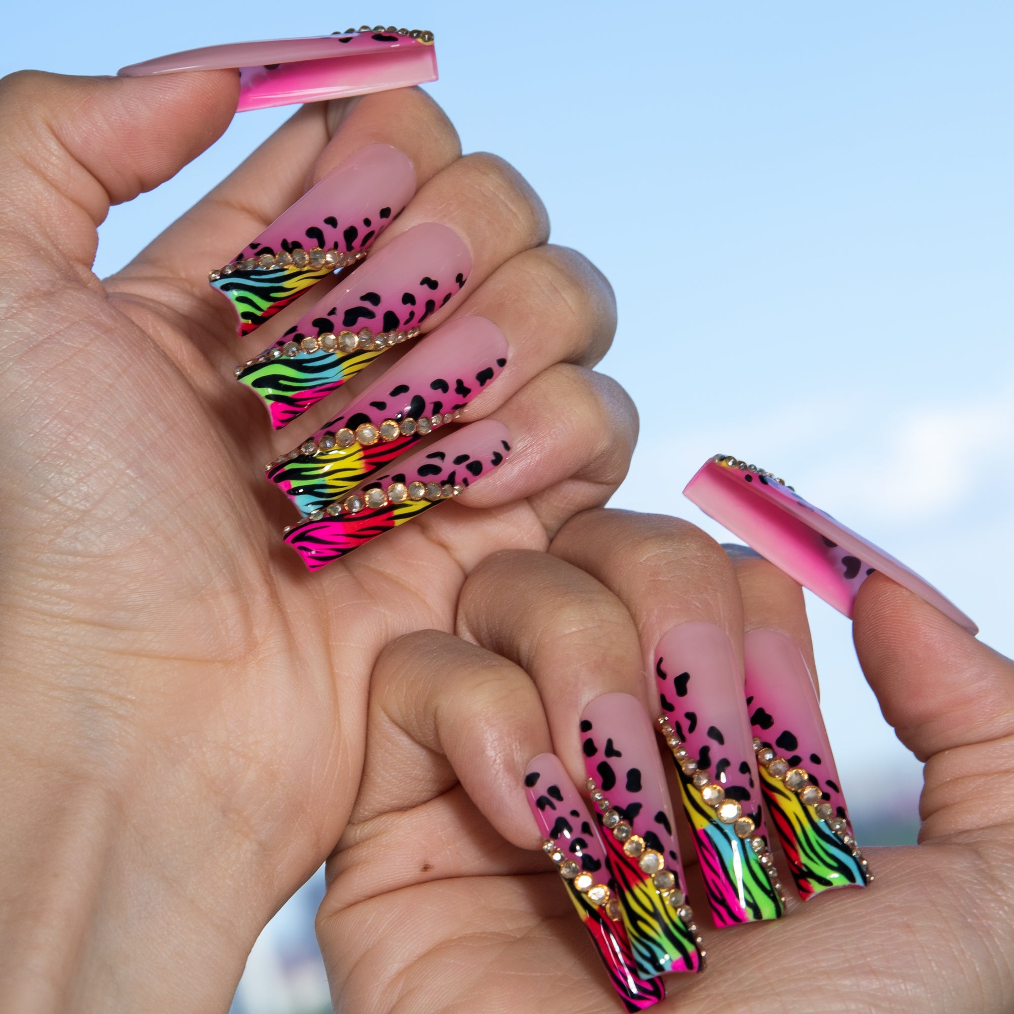 Neon Safari Handmade Nails H868
