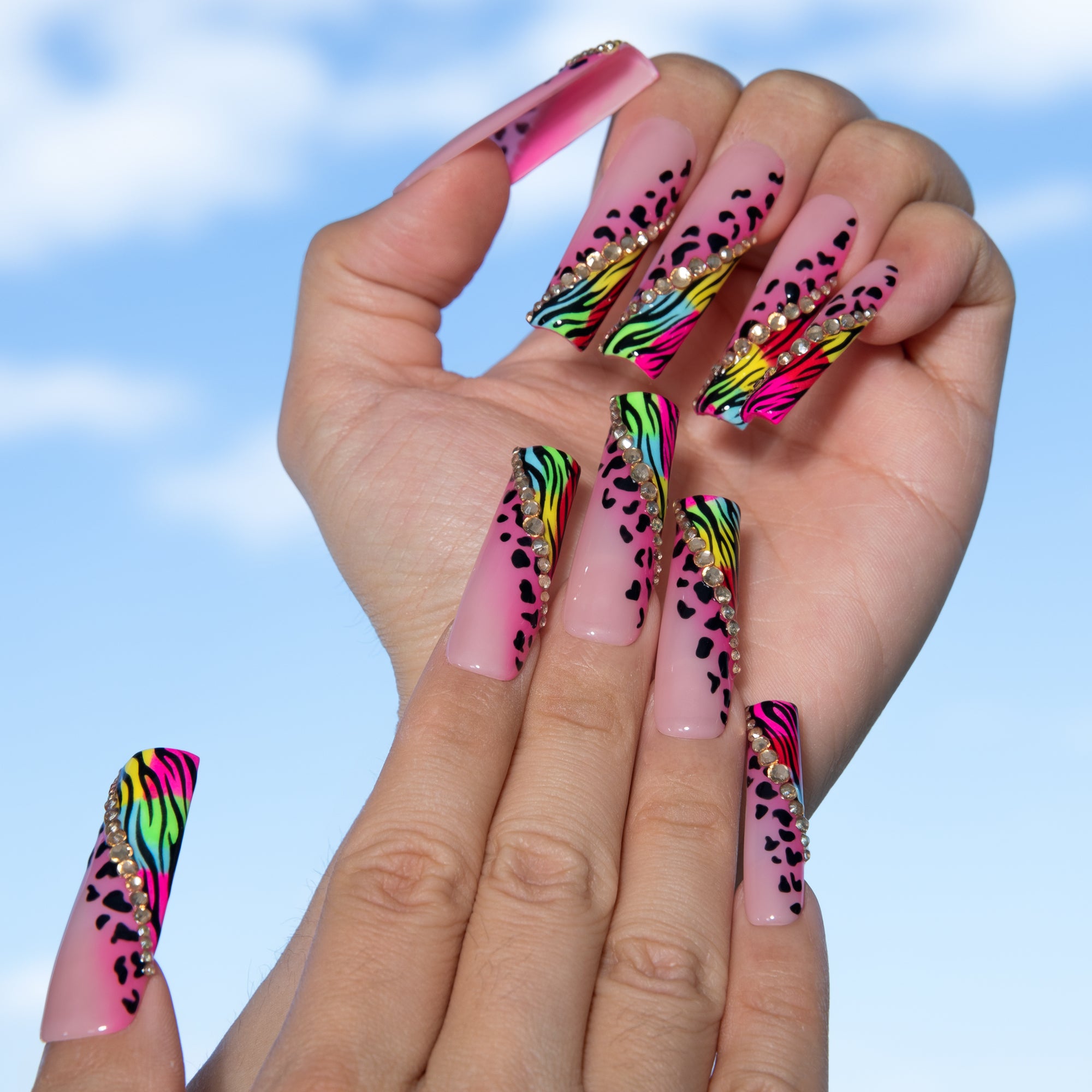Neon Safari Handmade Nails H868