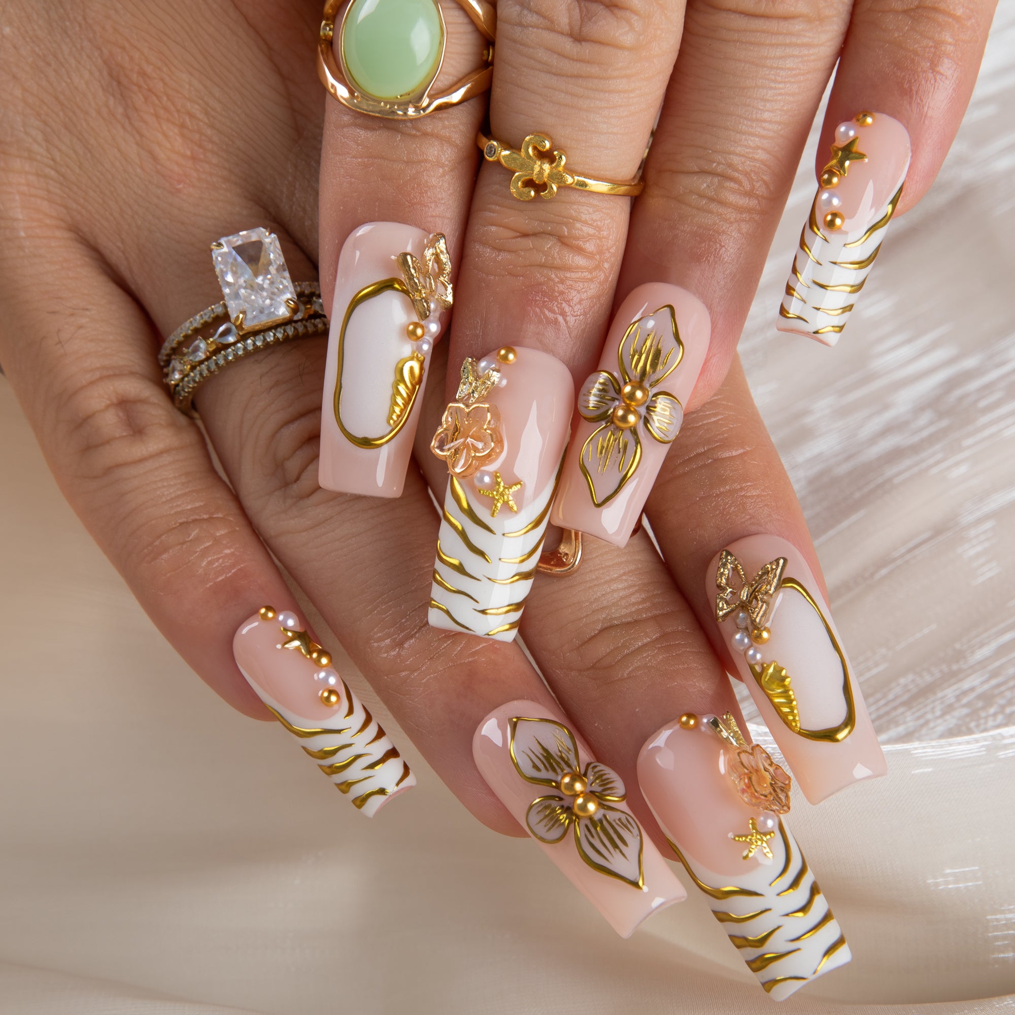Dubai Luxe Handmade Nails H872