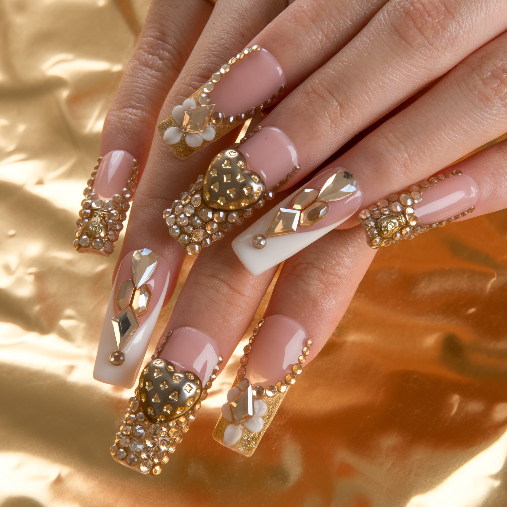 Love in Gold Handmade Nails H926