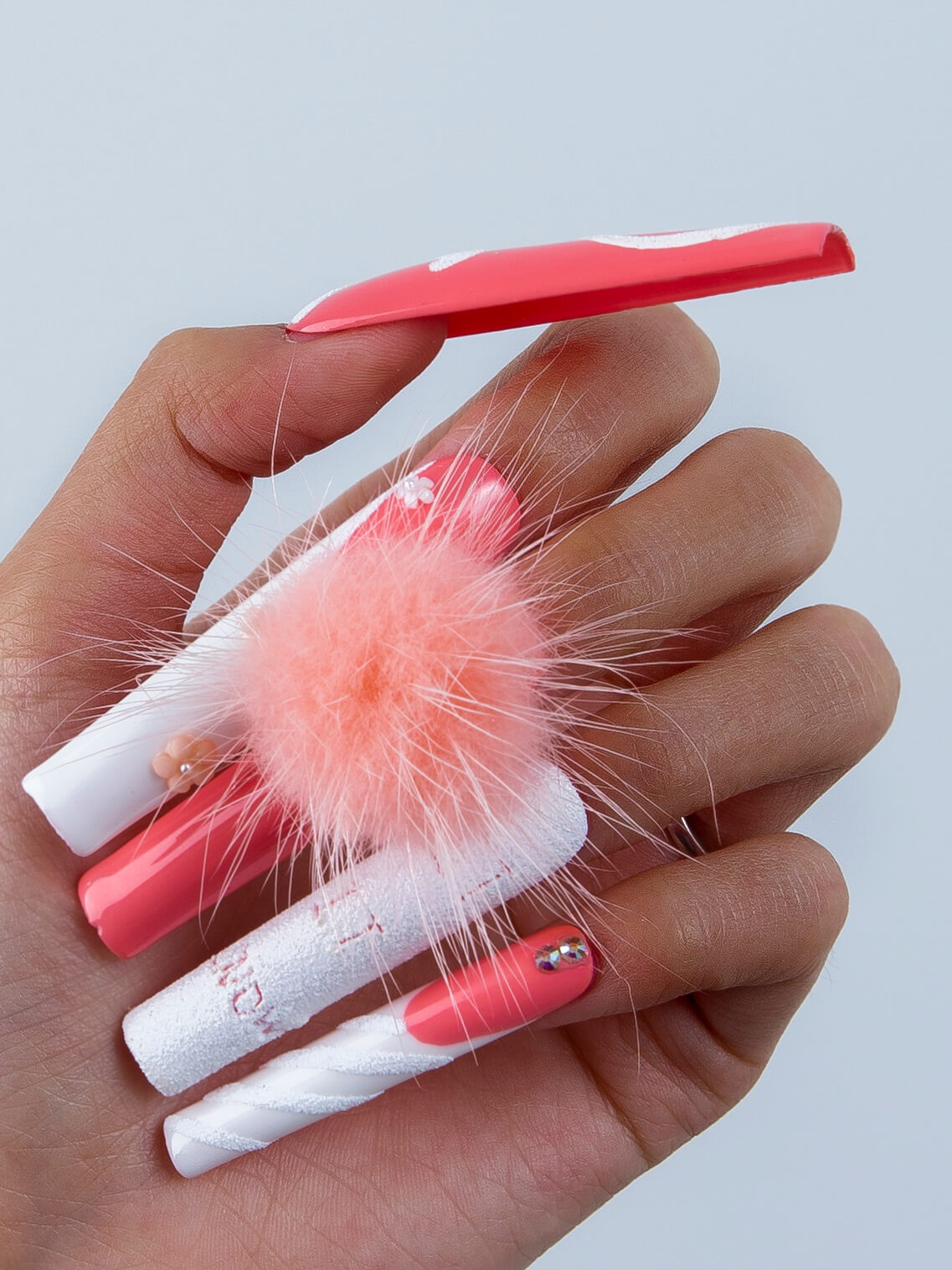 pom pom love press on nails