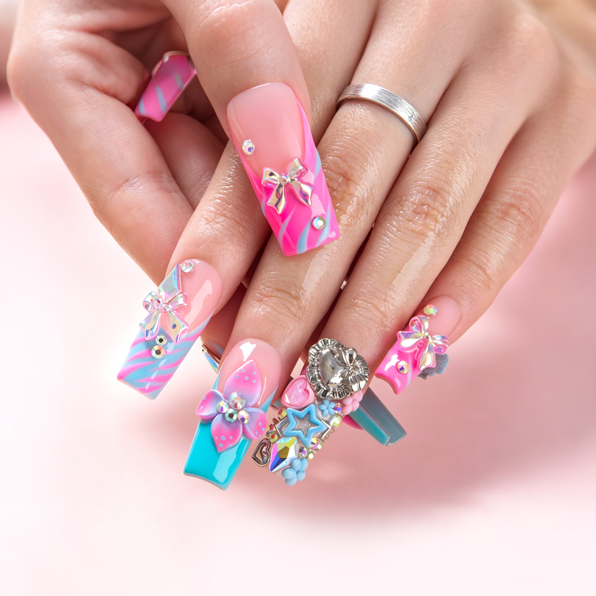 Sweet Cosmos Handmade Nails H944