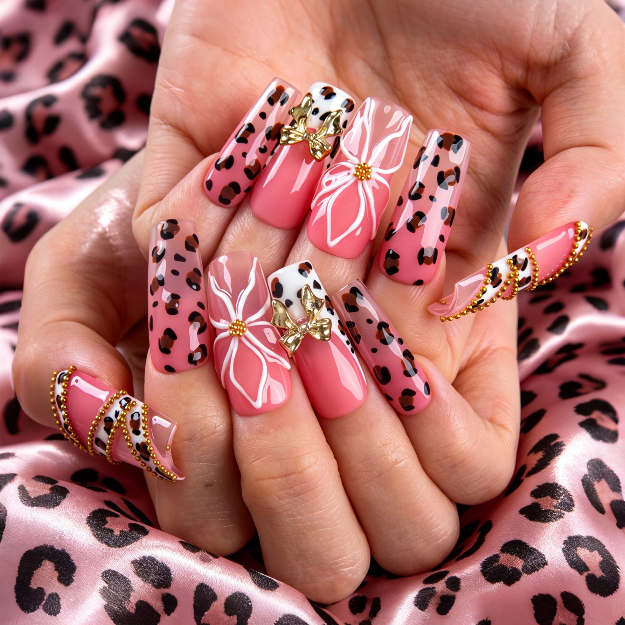 Feline Grace Handmade Nails H952