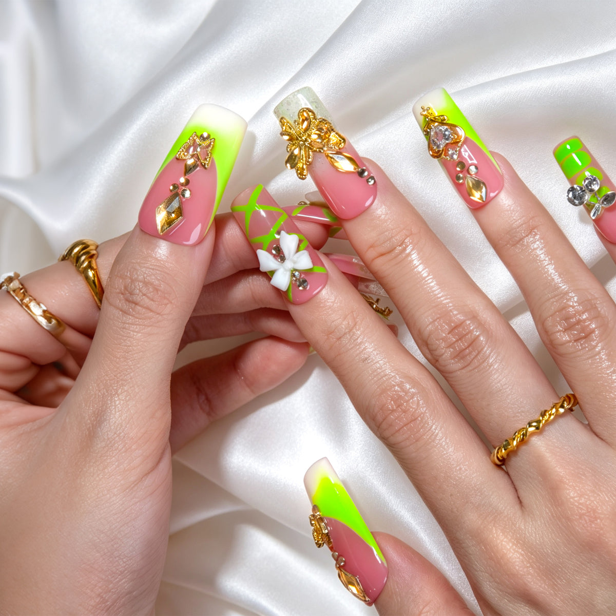 Lime Blossom Handmade Nails H953