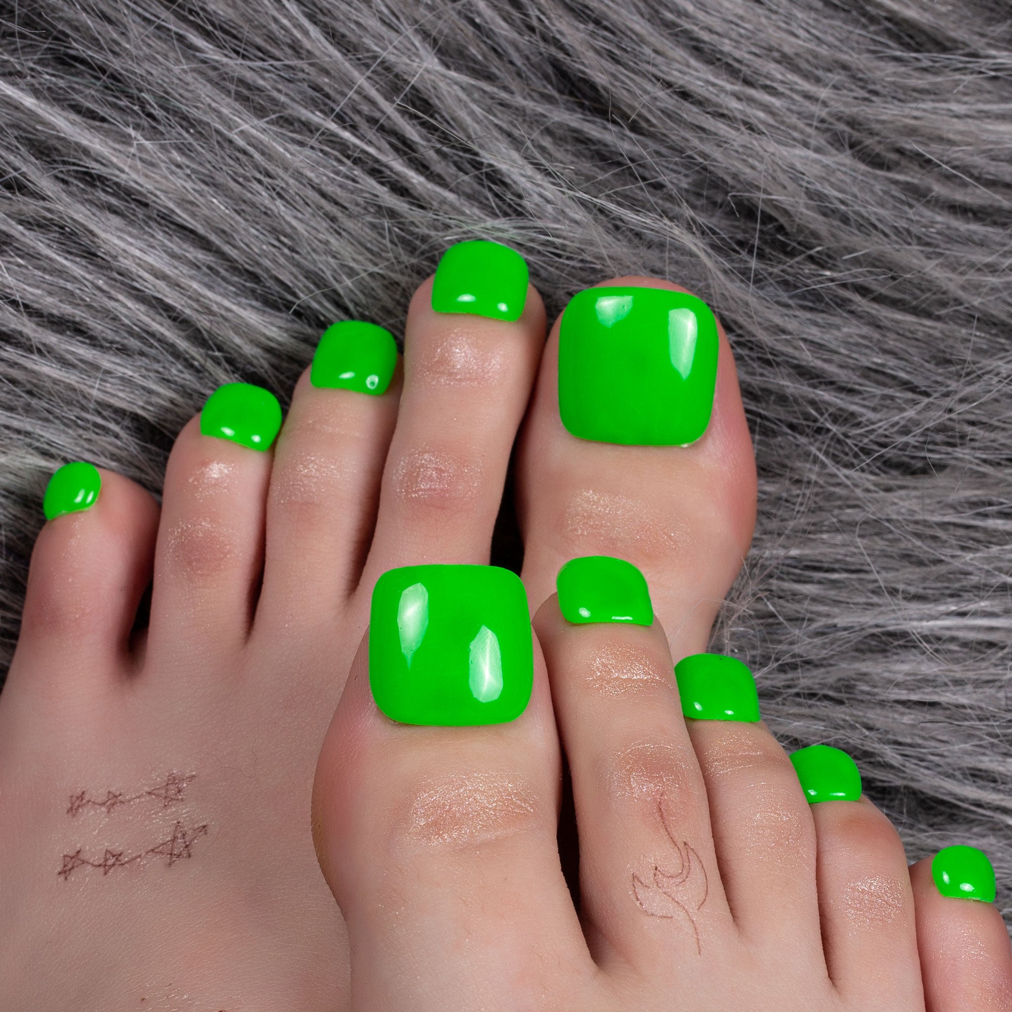 Matcha T418 Toe Nails